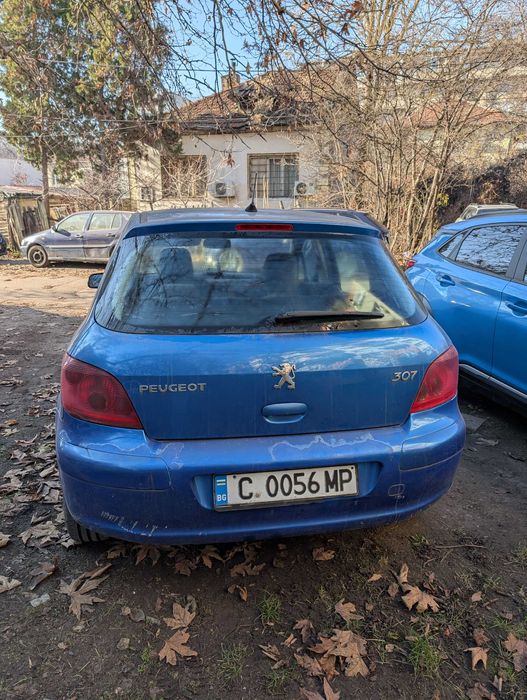 Peugeot 307,2002; 215х.км. I-ви и единствен собственик. Досие в Пежо.
