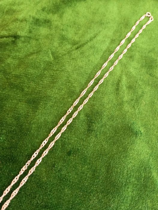 Аёллар сепочкаси кумуш