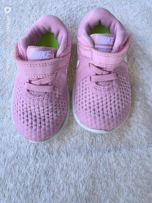 Детски маратонки nike за момиче, като нови номер 19.5 стелка 10см