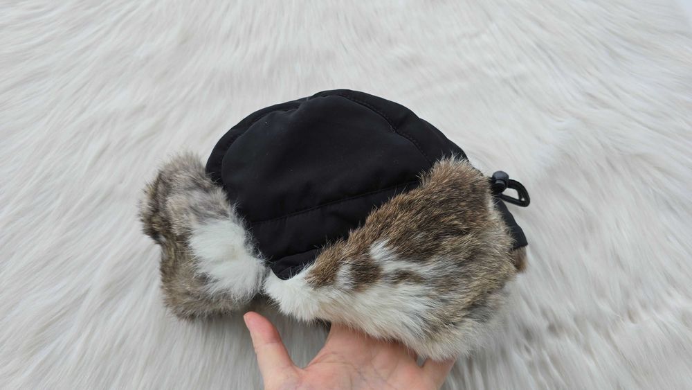 Шапка ушанка с естествен косъм