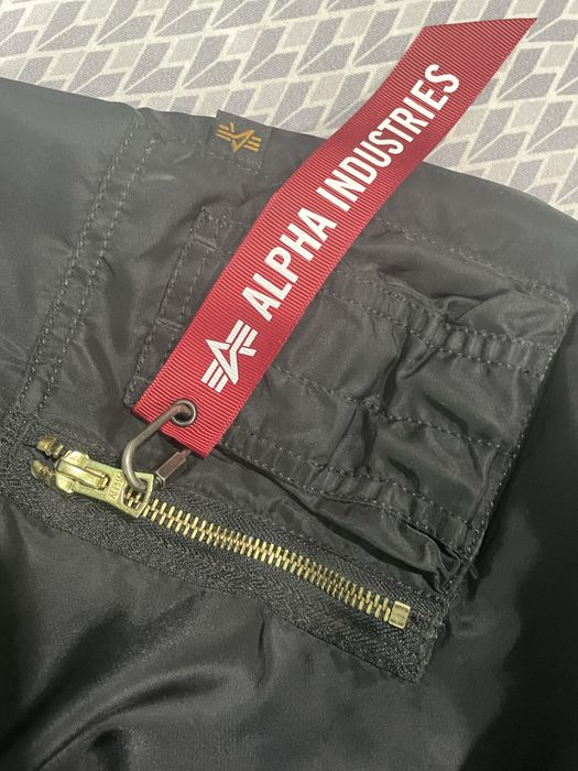 Бомбер Alpha Industries
