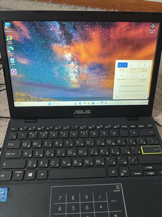 Продам ноутбуккк