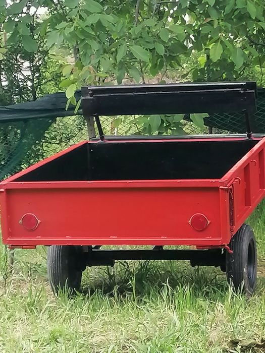 Ремарке за мотофреза със спирачки