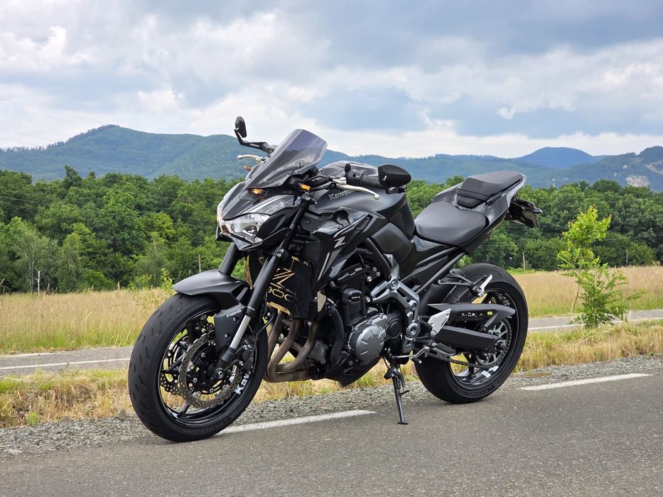 Kawasaki Z900 2017 impecabila, înmatriculată, servisata la zi și accesorizata