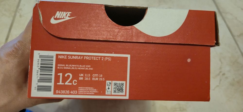 Sandale Nike marimea 29.5