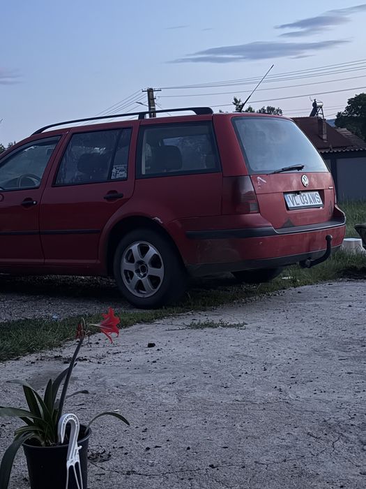 VOLKSWAGEN Golf Sportsvan 0 — imagine 2