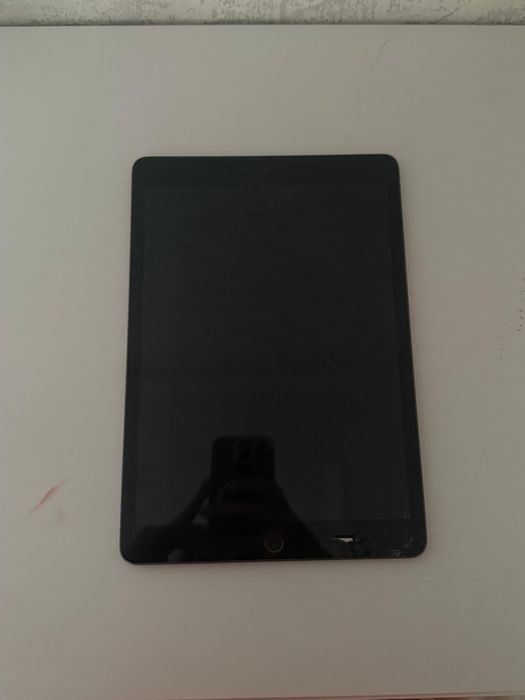 Ipad 7, 128gb, сломан дисплей