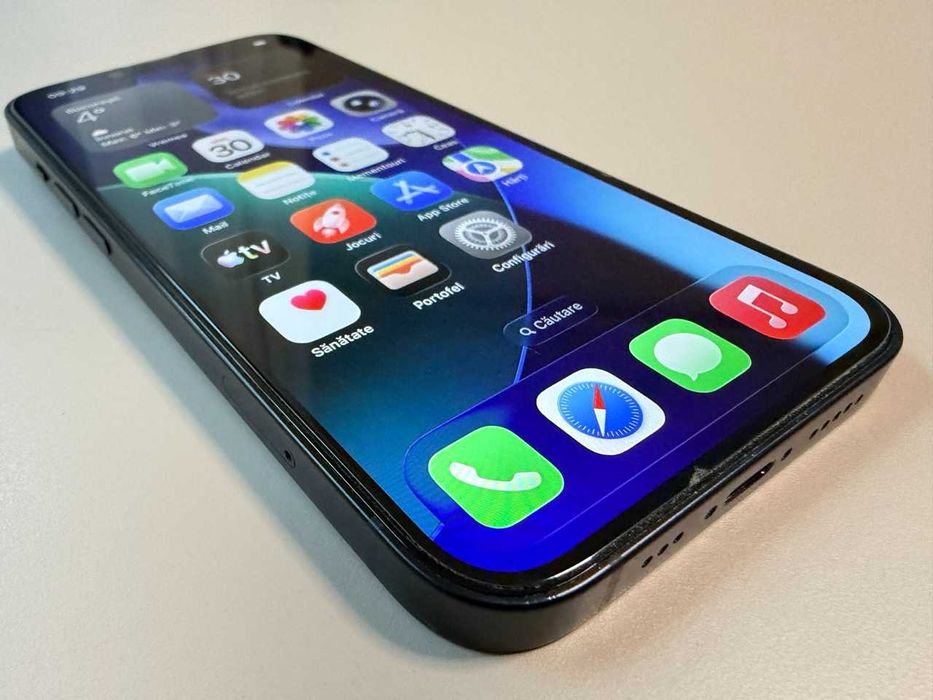  Apple / iPhone 14 128 Gb / Midnight