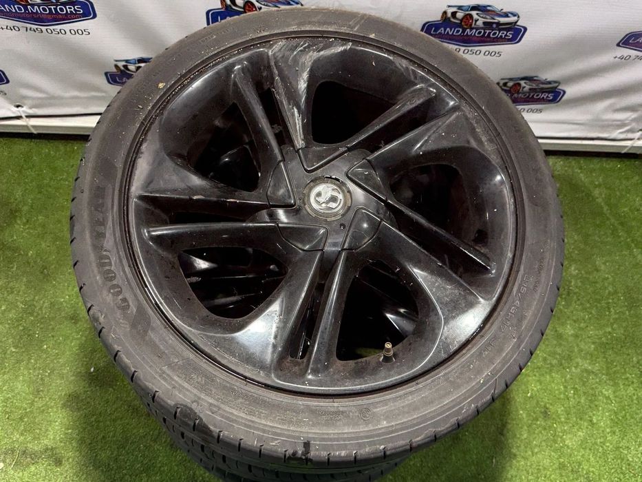 JANTE OPEL R17 / 4x100 / CORSA E / 215 / 45R17 87Y / 7JX17 IS44 E-DOT / + CAUCIUCURI (X4)