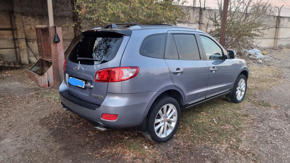 Hyundai SANTAFE оилавий 7 уриндикли