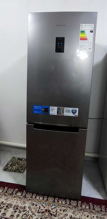 Холодильник Samsung RB29FERNDSA