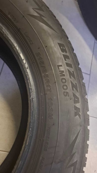 2бр. зимни гуми Bridgestone blizzak 215 65 17