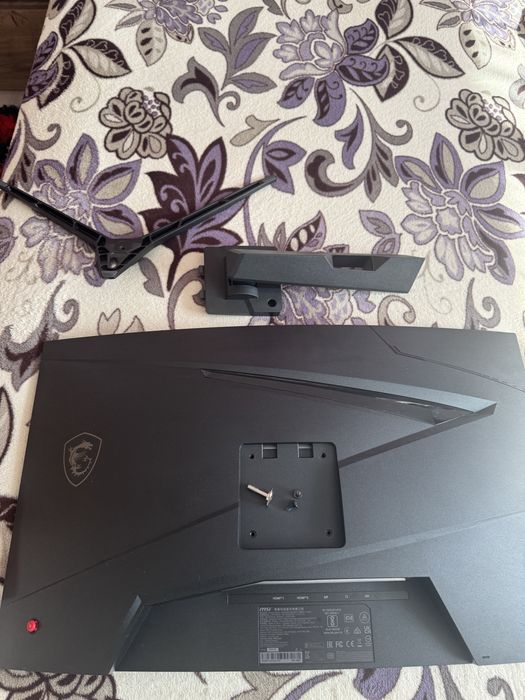 Vand monitor Gaming MSI G27C3F!!