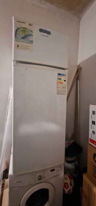 Хладилник Crown