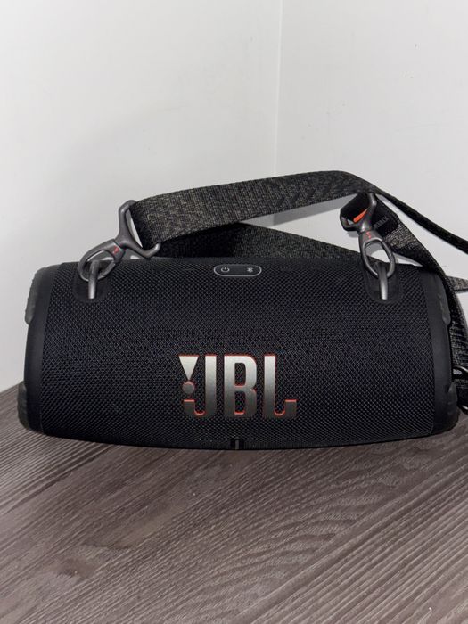 JBL Xtreme 3 в новом состоянии