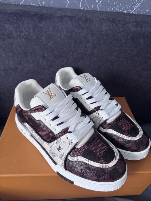 Lois Vuitton Adidasi