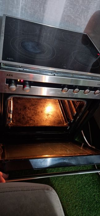 Cuptor electric cu plita incorporabile