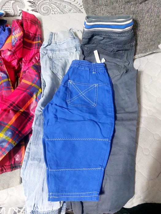 Отдам детские вещи