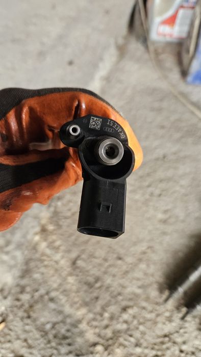 Дюзи за Ауди А 6 - 2.7 дизел 2006г. 4f