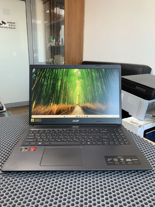 Acer aspire 3. Ryzen 3. Ssd 256gb.