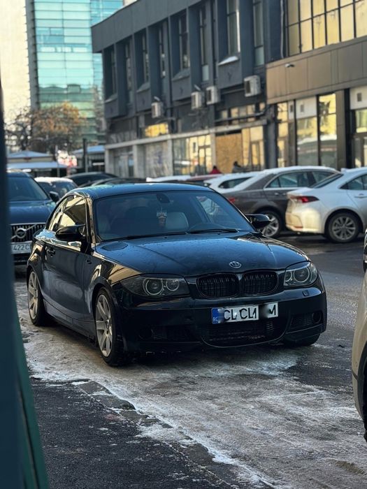 BMW E82 123d 2010 260hp manual