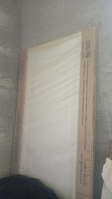 Srochna Eshik sotiladi 500 yangi bez karbka razmeri standard 90×200