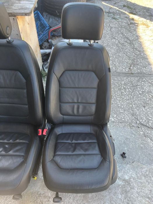 Предни седалки Кожен салон Passat b7 подлакътник подгрев ном921