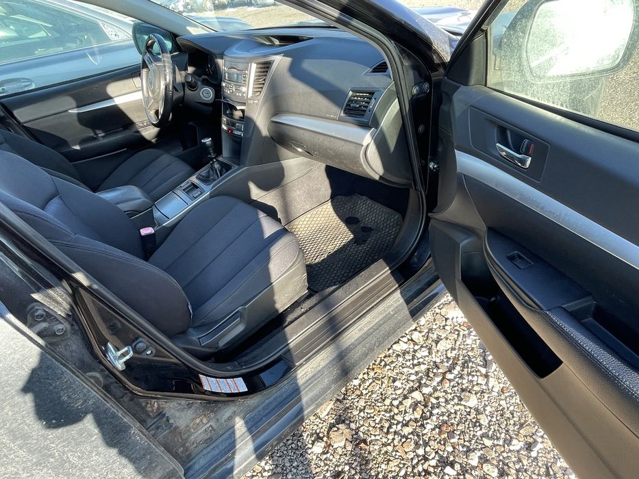 Subaru Legacy 2.0d 2010 Комби На части