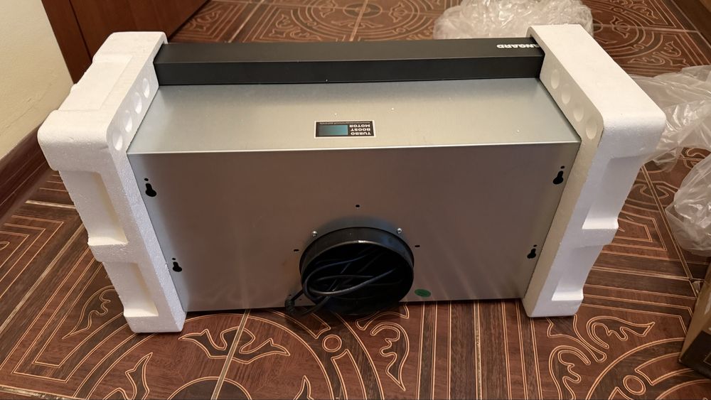 Вытяжка для газа новая