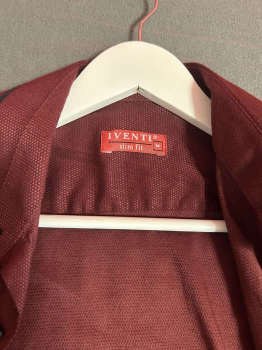 Продавам червена риза от IVENTI
