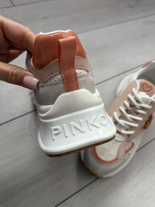 Чисто нови pinko 39 номер