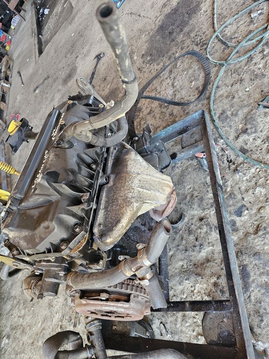 Motor dacia Logan 1.2 E5 2014