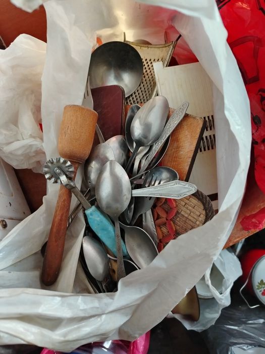 Продам советскую  посуду мыть надо будет