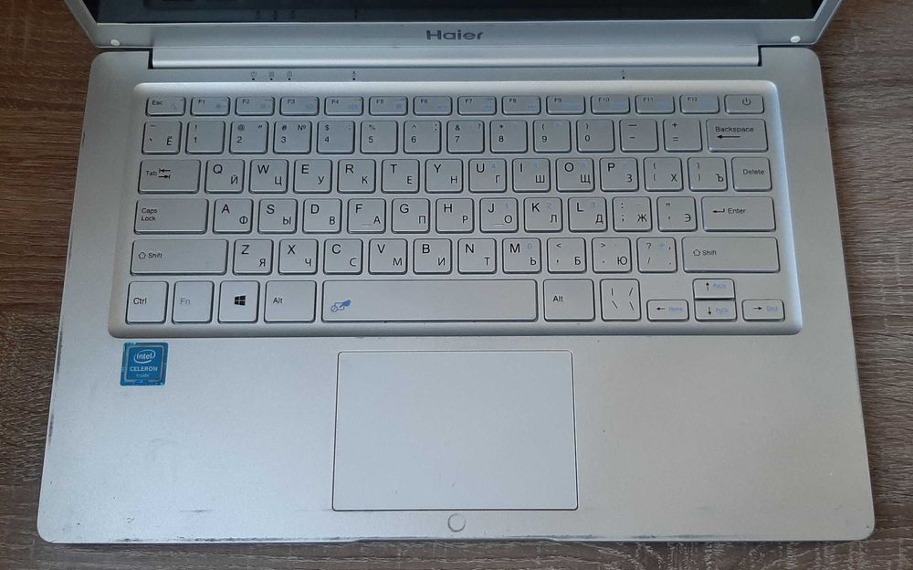 Ноутбук Haier A1400EM