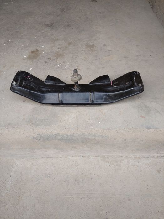 Damas балка сотилади