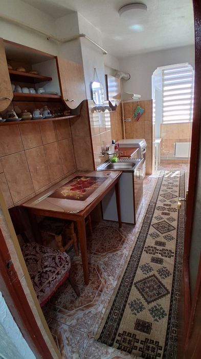 Apartamen de închiriat, decomandat cu 2 camere