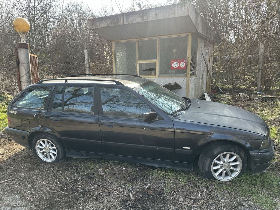 Bmw e36 316i facelift НА ЧАСТИ