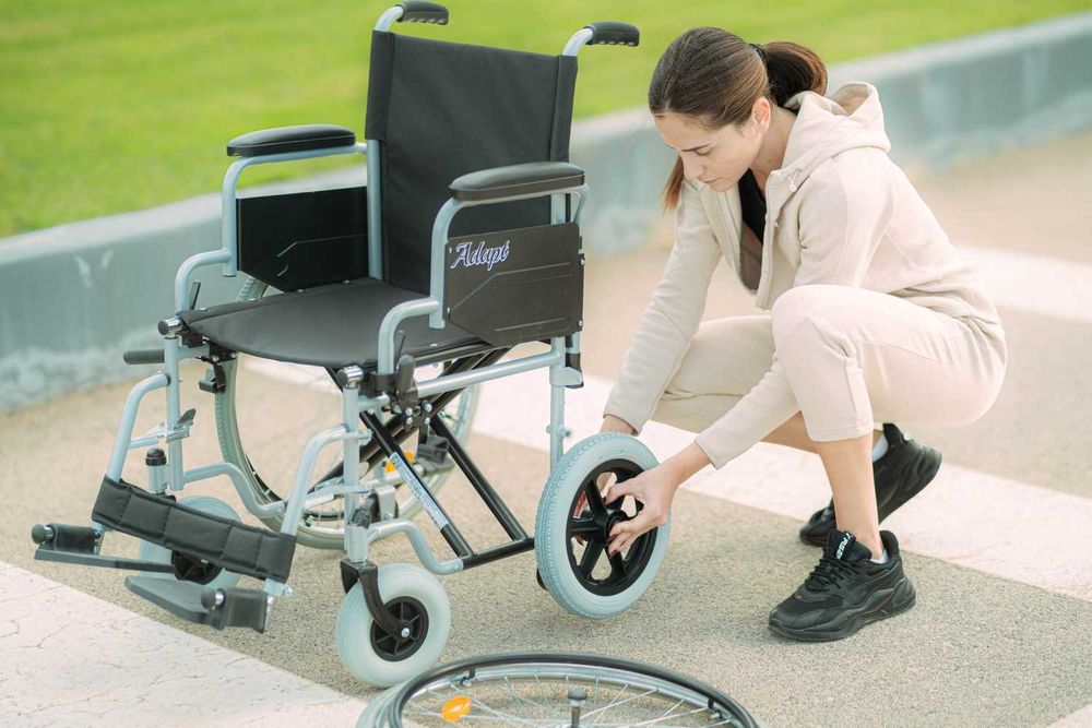 НОВА инвалидна количка Mobiak Adapt