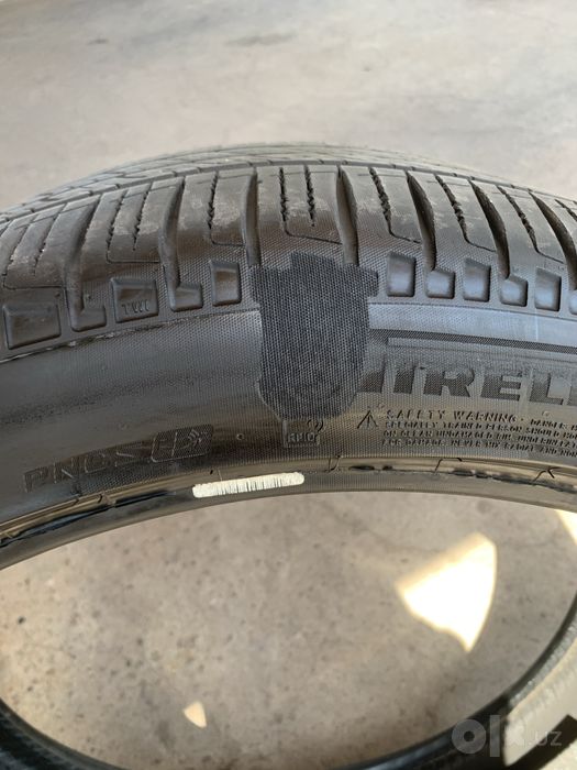 Pirelli 285/40/23 orginal