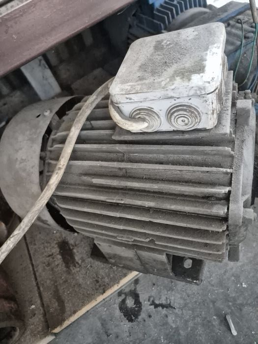 Motor trifazat romanesc turatie mica