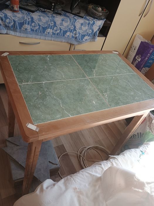Vând masă de bucătărie !!!