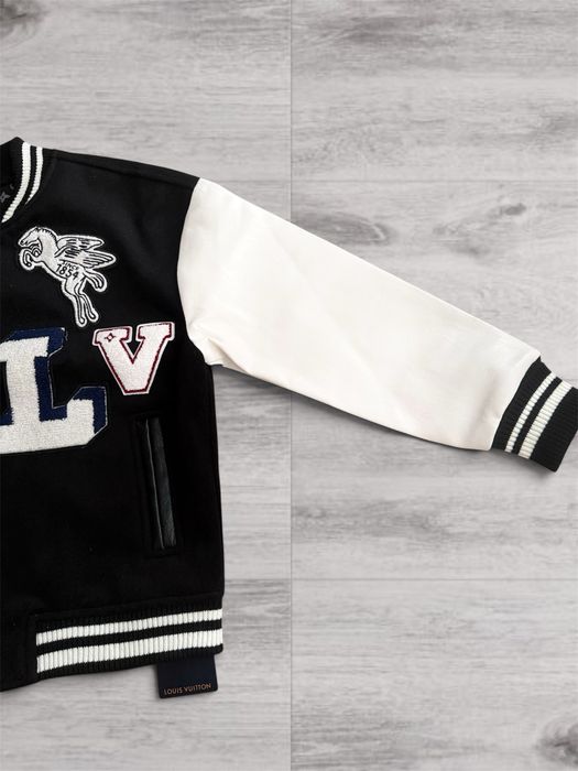 Geacă varsity Louis Vuitton negru/alb – Mărimea S