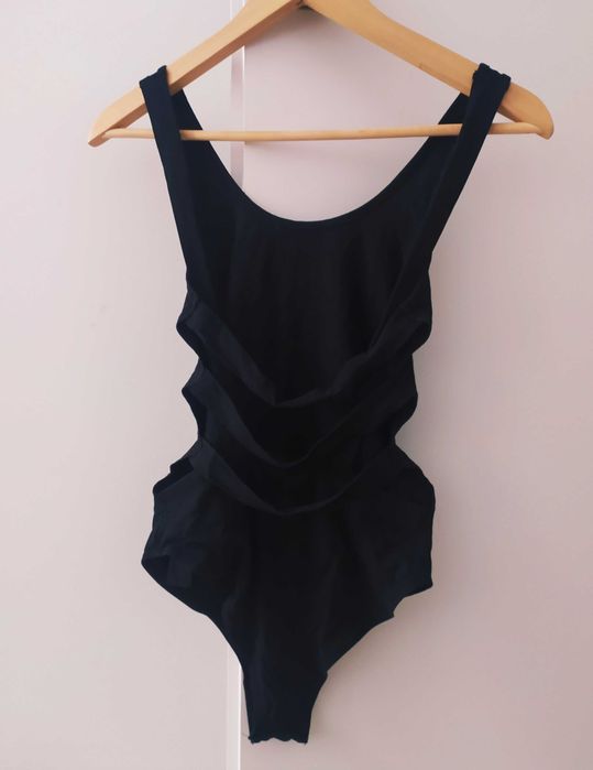 Body decupat la spate XS/S