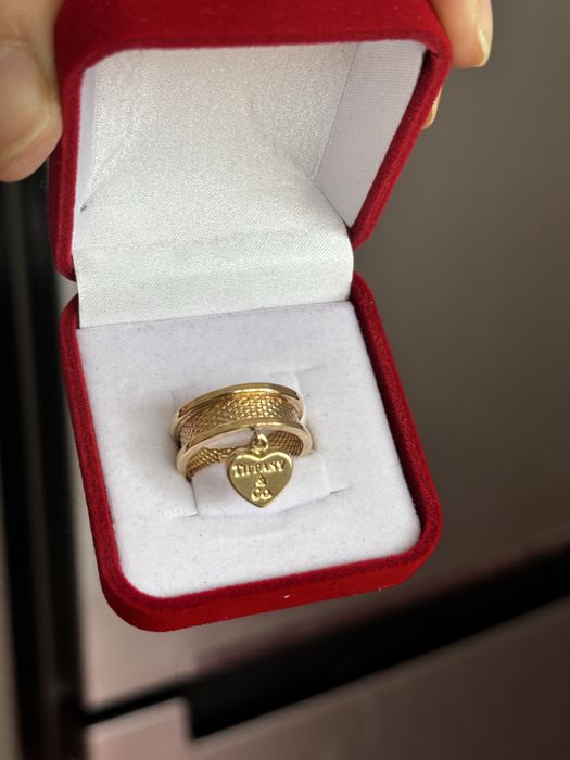 Золотое кольцо тиффани