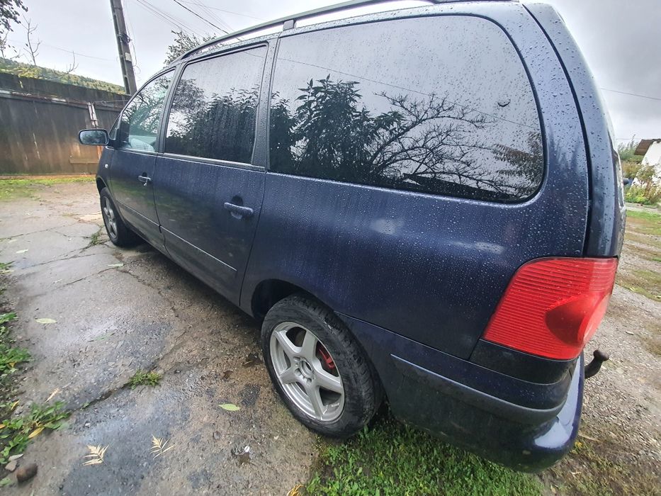 Volkswagen Sharan 2004 diesel, 2.533 € — imagine 5