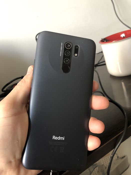 Samsung A51, Redmi 9