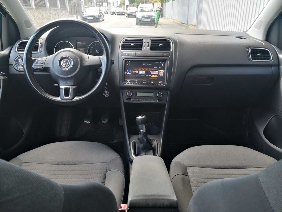 VOLKSWAGEN Polo 2011 — imagine 5