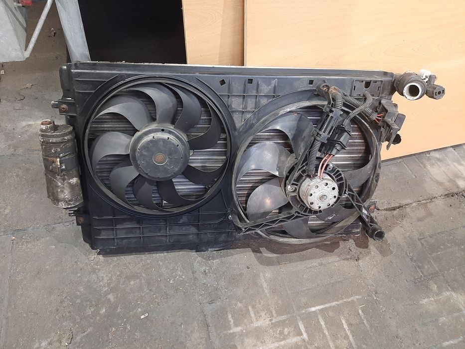 Голф 4 1.4.16v на части