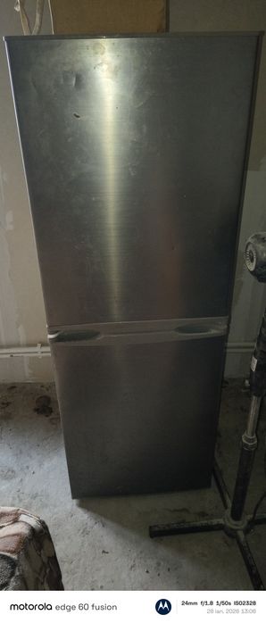 Vând frigider in stare buna.