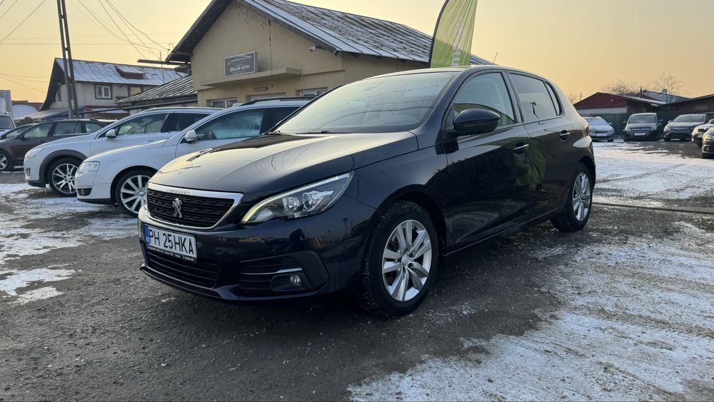 Peugeot 308 **line assist **navi**Panorama**2019*Rate/avans zero*